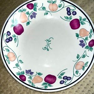 Ceramic fruit bowl by Princess House